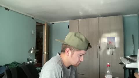 Snapshot of goodfumes chatting on 25, 11, 2025 goodfumes online show from 25, 11, 2025