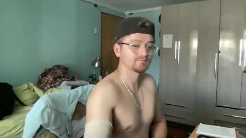 Snapshot of goodfumes chatting on 16, 12, 2025 goodfumes online show from 16, 12, 2025