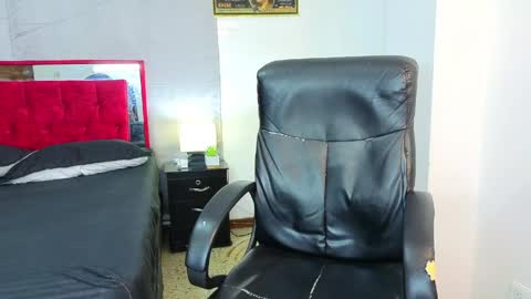 Goodgirlxxxl online show from 16, 5, 2026