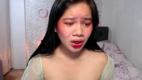 geneviev online show from 24, 1, 2025