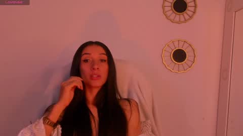 Snapshot of gorgeous_brunette chatting on 10, 12, 2024 Rose online show from 10, 12, 2024