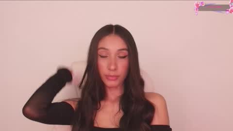 Rose  online show from 30, 11, 2025