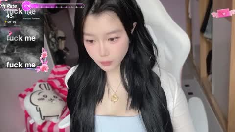 gorgeous girl33 online show from 26, 2, 2025