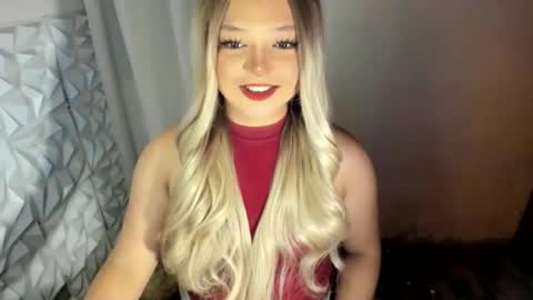 Snapshot of gorgeousamandarose chatting on 27, 5, 2026 Amanda rose online show from 27, 5, 2026