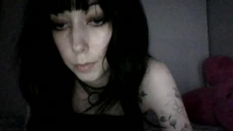 gothgirlxo online show from 27, 7, 2026