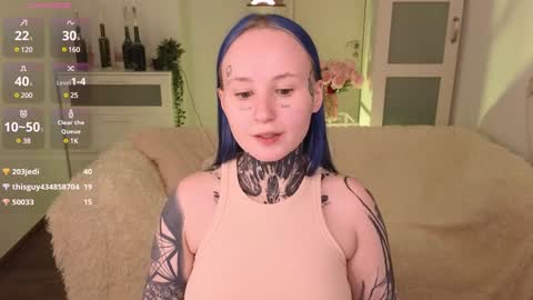 Snapshot of goth_babydoll chatting on 5, 1, 2025 Benny online show from 5, 1, 2025