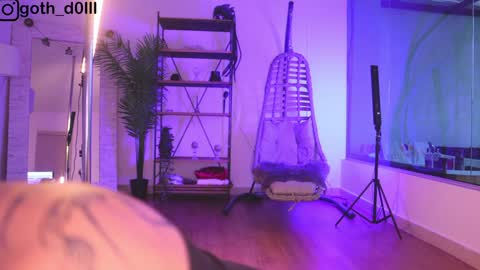 Snapshot of goth_dolll chatting on 8, 2, 2025 sophie Special celebration a the beach 300k followers 3011 and 0112 online show from 8, 2, 2025