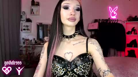    online show from 2, 4, 2026