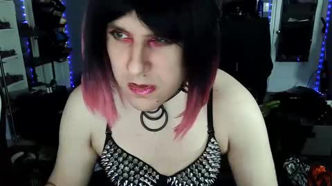 Victoriana online show from 30, 12, 2024