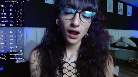Snapshot of gotthic_met chatting on 30, 4, 2026 Meredith Alessandra online show from 30, 4, 2026