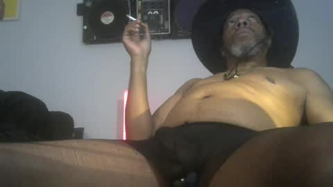 gr8peephole online show from 26, 7, 2026