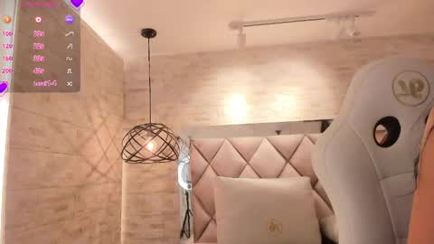 Snapshot of grace_daviss chatting on 25, 4, 2026 GRACE online show from 25, 4, 2026