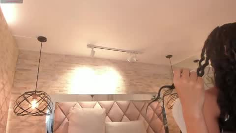 Snapshot of grace_daviss chatting on 11, 5, 2026 GRACE online show from 11, 5, 2026