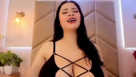 Snapshot of gracebluel chatting on 30, 6, 2026 GRACE online show from 30, 6, 2026