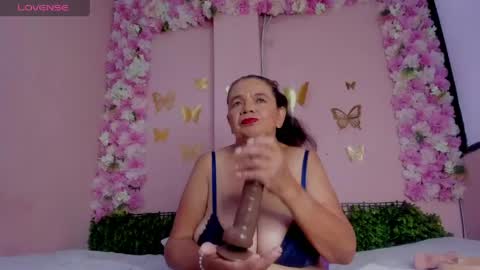 Mi Name is violeta  online show from 20, 4, 2026