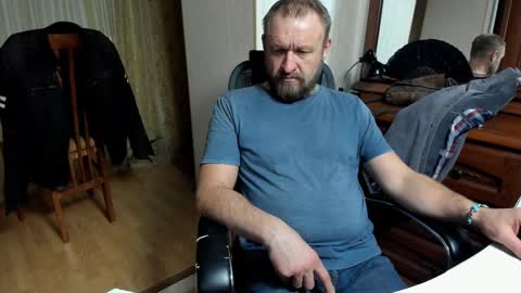 Snapshot of grandor_m chatting on 5, 3, 2025 Anthony online show from 5, 3, 2025