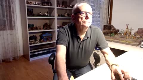 Snapshot of grandpach chatting on 23, 2, 2025 grandpach online show from 23, 2, 2025