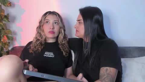 Snapshot of grave_duo chatting on 21, 10, 2025 GRAVE DUO online show from 21, 10, 2025