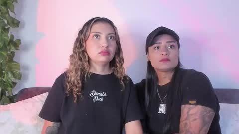 Snapshot of grave_duo chatting on 28, 10, 2025 GRAVE DUO online show from 28, 10, 2025