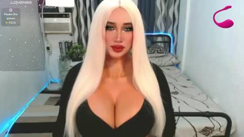 Snapshot of great_selfsuckerts chatting on 7, 7, 2026 PAULATHEONE online show from 7, 7, 2026