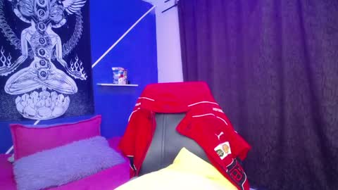 greeicy_love2 online show from 5, 2, 2025