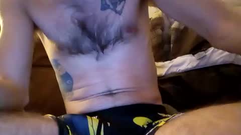 Snapshot of greenbastard78 chatting on 18, 12, 2025 greenbastard78 online show from 18, 12, 2025