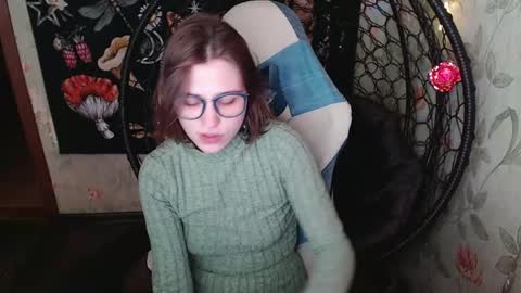 Snapshot of greenwitch9 chatting on 6, 5, 2026 Lina online show from 6, 5, 2026