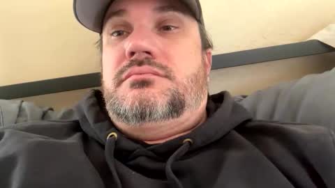 Snapshot of greggharden chatting on 28, 11, 2025 greggharden online show from 28, 11, 2025