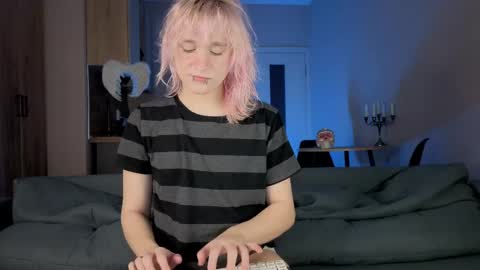 Snapshot of gregory_byyrd chatting on 1, 3, 2026 Greg-independent model online show from 1, 3, 2026