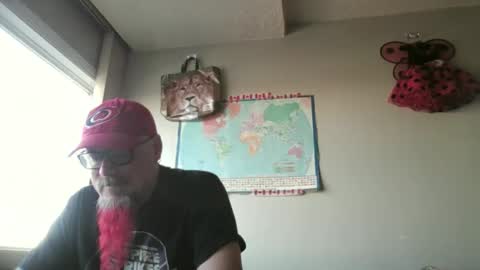 Snapshot of gregrev chatting on 14, 10, 2025 gregrev online show from 14, 10, 2025