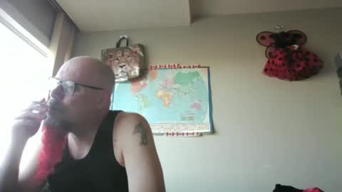 Snapshot of gregrev chatting on 20, 10, 2025 gregrev online show from 20, 10, 2025