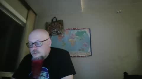 Snapshot of gregrev chatting on 22, 10, 2025 gregrev online show from 22, 10, 2025