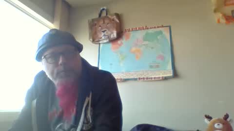 Snapshot of gregrev chatting on 29, 4, 2026 gregrev online show from 29, 4, 2026