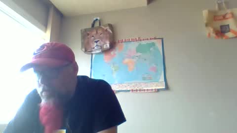 Snapshot of gregrev chatting on 23, 5, 2026 gregrev online show from 23, 5, 2026