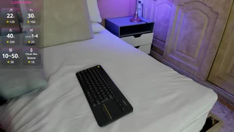 greidy_baker online show from 24, 10, 2025