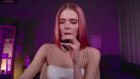 gretchen_mol online show from 8, 10, 2025