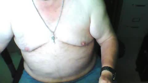 Snapshot of greyghost04 chatting on 28, 4, 2026 greyghost04 online show from 28, 4, 2026