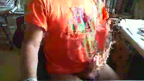 Snapshot of greyhounddog chatting on 17, 4, 2026 greyhounddog online show from 17, 4, 2026