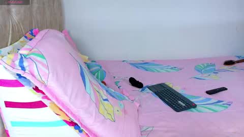 Snapshot of greys02 chatting on 1, 5, 2026 greys02 online show from 1, 5, 2026