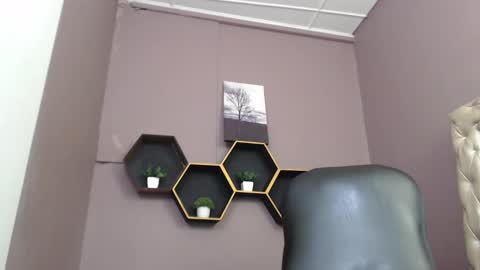 Snapshot of greys_ath chatting on 21, 12, 2024 greys online show from 21, 12, 2024