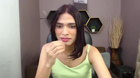 Snapshot of greys_ath chatting on 8, 1, 2025 greys online show from 8, 1, 2025