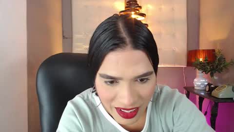 Snapshot of greys_ath chatting on 28, 10, 2025 greys online show from 28, 10, 2025