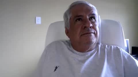 Snapshot of grisa01 chatting on 21, 9, 2025 grisa01 online show from 21, 9, 2025