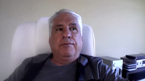 Snapshot of grisa01 chatting on 23, 10, 2025 grisa01 online show from 23, 10, 2025