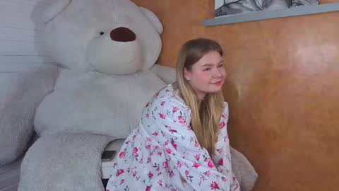 Snapshot of griselharsch chatting on 17, 11, 2025 Cidny online show from 17, 11, 2025