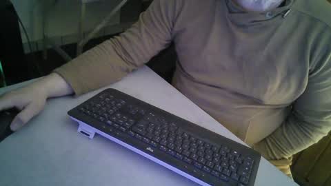 Snapshot of grooce_sub chatting on 3, 2, 2025 Grooce online show from 3, 2, 2025