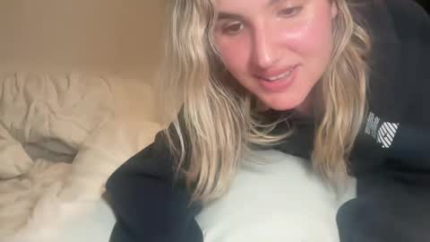 Snapshot of grrlgod chatting on 1, 3, 2025 grrlgod online show from 1, 3, 2025