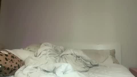 Snapshot of grrlgod chatting on 14, 10, 2025 grrlgod online show from 14, 10, 2025