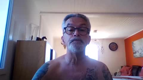 Grybear online show from 9, 4, 2026