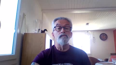 Snapshot of grybear60 chatting on 26, 4, 2026 Grybear online show from 26, 4, 2026